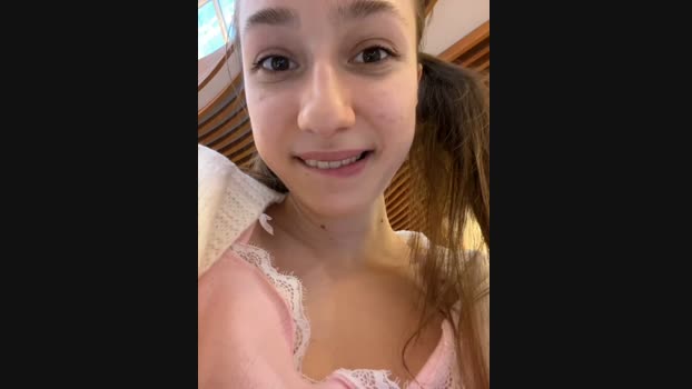 Lia__Love StripChat Female 28-01-2025