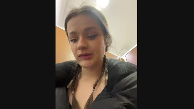 Mila___meow StripChat Female 28-01-2025