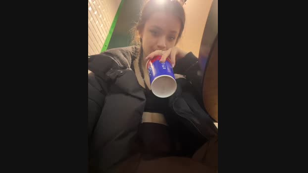 Mila___meow StripChat Female 28-01-2025