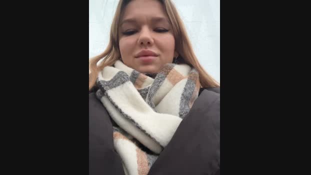 Oh_Anna StripChat Female 28-01-2025