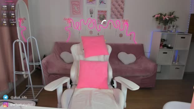 Alice_Yummy StripChat Female 28-01-2025