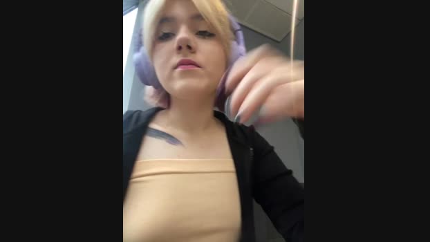 Baby__Naughty StripChat Female 29-01-2025