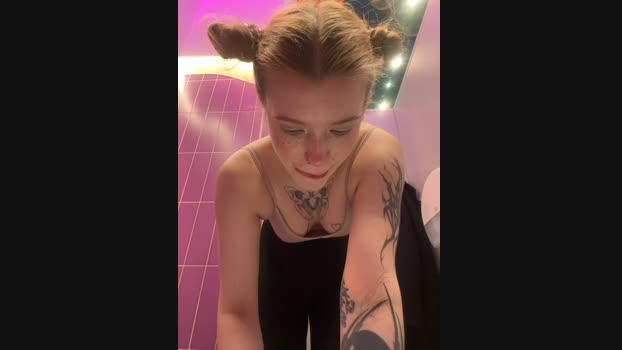 Honey___Hot StripChat Female 28-01-2025