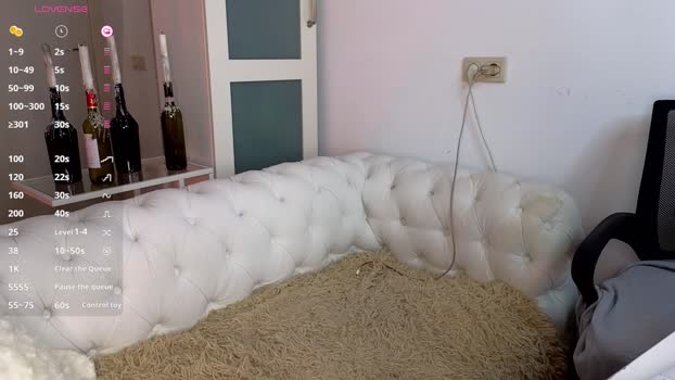 Karen_Holms StripChat Female 28-01-2025