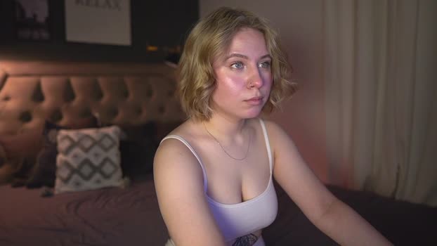 Selena_Flowers_ StripChat Female 28-01-2025