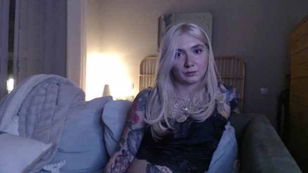 Tattoo_bbgirl MyFreeCams Female 28-01-2025