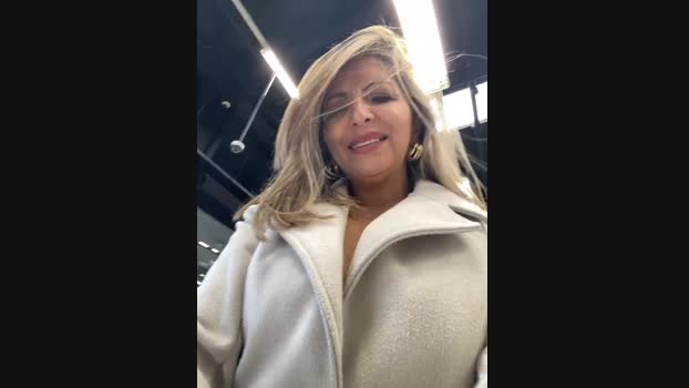 _Abril-Office1 StripChat Female 29-01-2025
