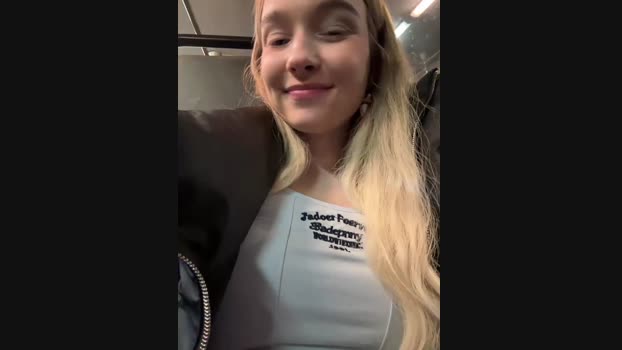 Baby_Tiny StripChat Female 29-01-2025