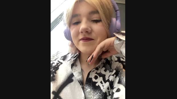 Baby__Naughty StripChat Female 31-01-2025