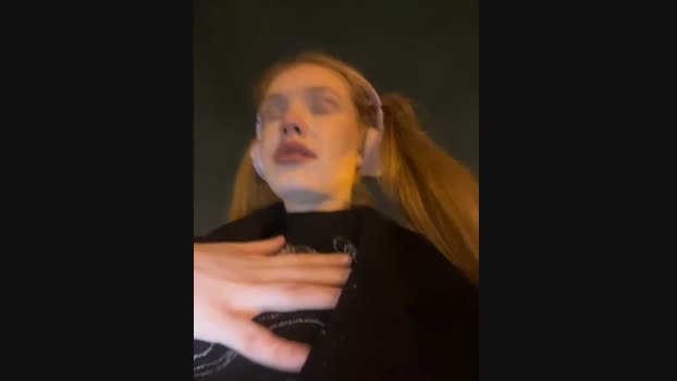 Honey___Hot StripChat Female 31-01-2025