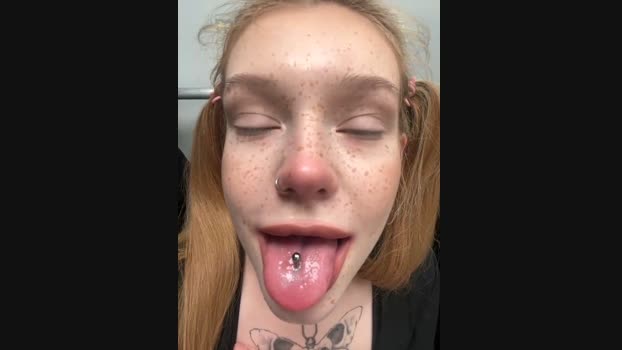 Honey___Hot StripChat Female 31-01-2025