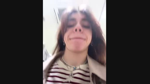 Lily__Belle StripChat Female 31-01-2025