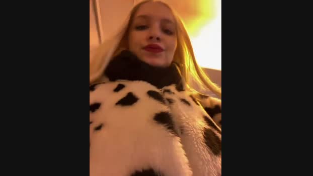 Milkyy_wway StripChat Female 31-01-2025