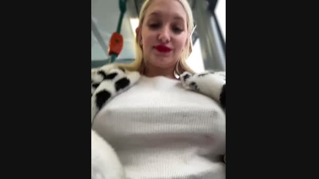 Milkyy_wway StripChat Female 31-01-2025