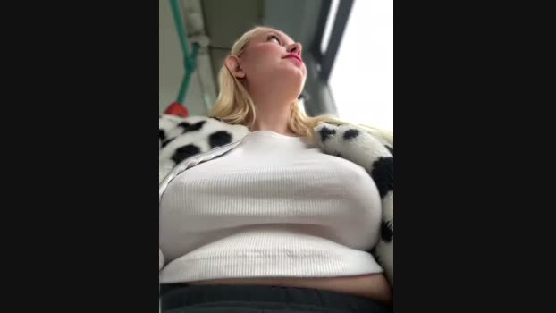 Milkyy_wway StripChat Female 31-01-2025