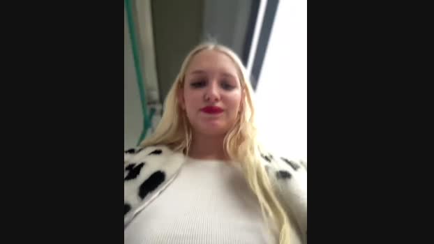 Milkyy_wway StripChat Female 31-01-2025