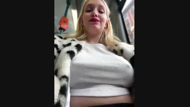 Milkyy_wway StripChat Female 31-01-2025