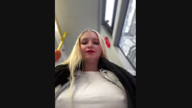 Milkyy_wway StripChat Female 31-01-2025