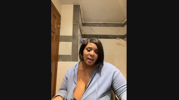 danielle333 StripChat Female 31-01-2025