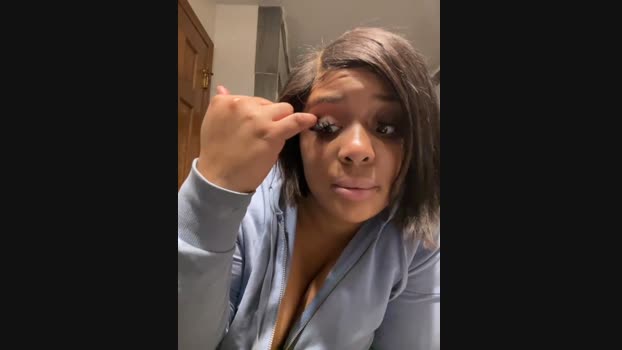 danielle333 StripChat Female 31-01-2025