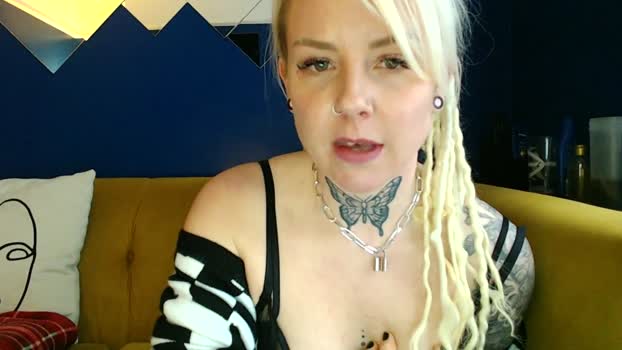 pixieDread MyFreeCams Female 31-01-2025