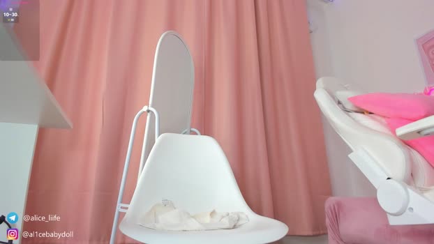 Alice_Yummy StripChat Female 31-01-2025