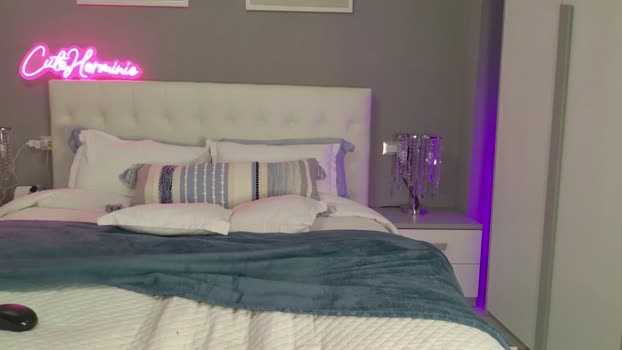 CuteHerminie MyFreeCams Female 31-01-2025