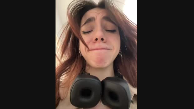 Lily__Belle StripChat Female 01-02-2025