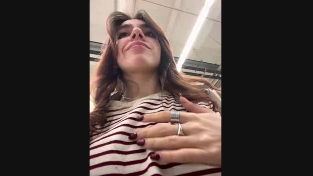 Lily__Belle StripChat Female 31-01-2025