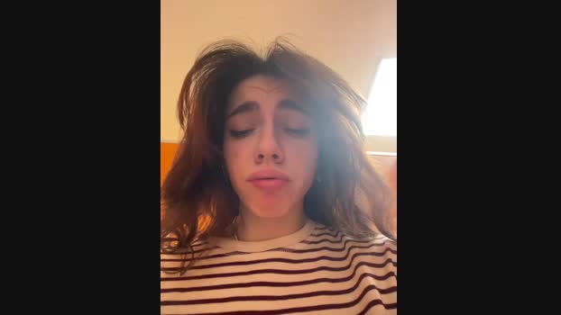 Lily__Belle StripChat Female 31-01-2025