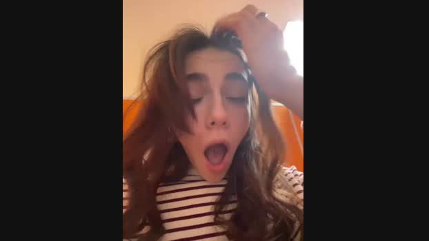 Lily__Belle StripChat Female 31-01-2025