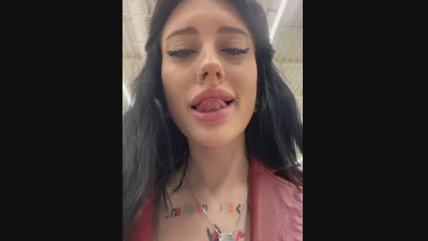 Melissa_crazy StripChat Female 01-02-2025