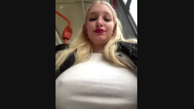 Milkyy_wway StripChat Female 01-02-2025