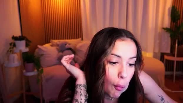 Naomii18 MyFreeCams Female 31-01-2025