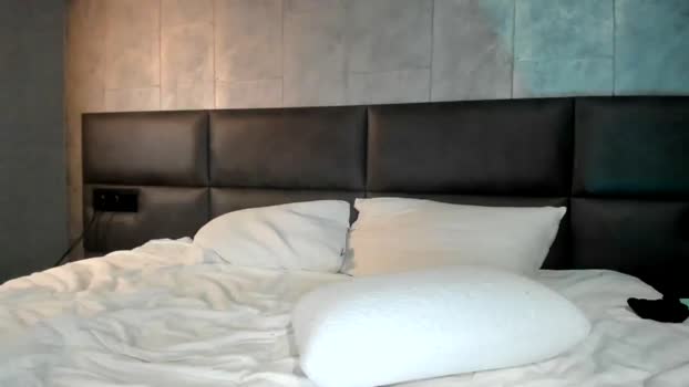 Nesquikim MyFreeCams Female 01-02-2025