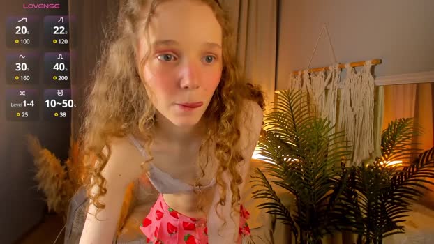 _Rose_Charming_ StripChat Female 31-01-2025