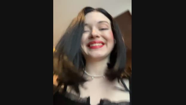 Times__Square StripChat Female 01-02-2025