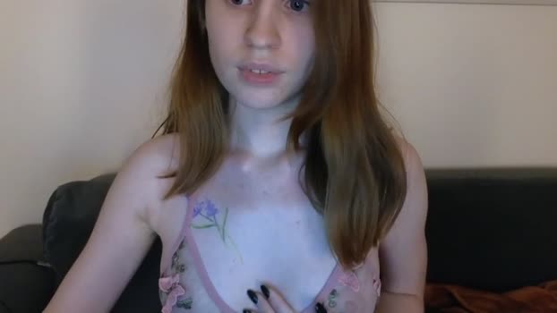 Yuri_elfie MyFreeCams Female 31-01-2025