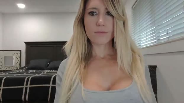 blond_milf MyFreeCams Female 31-01-2025