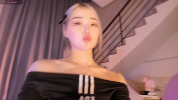 hyun_chia StripChat Female 31-01-2025