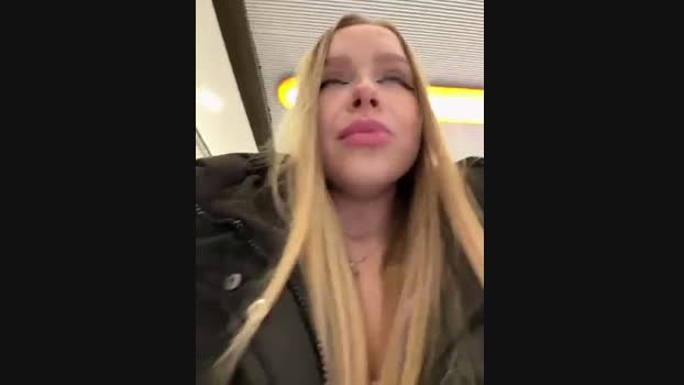 mur_girl StripChat Female 01-02-2025