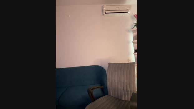 Carolina_Novoa StripChat Female 01-02-2025