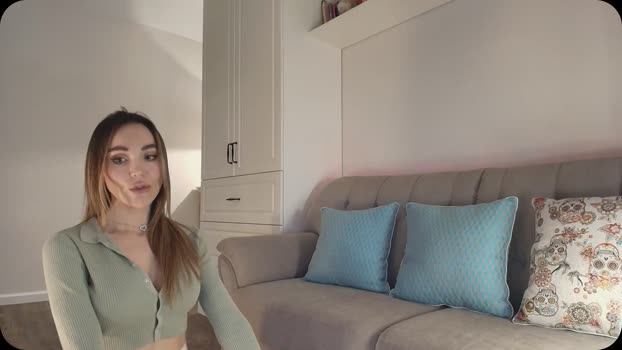 Elysewine MyFreeCams Female 01-02-2025