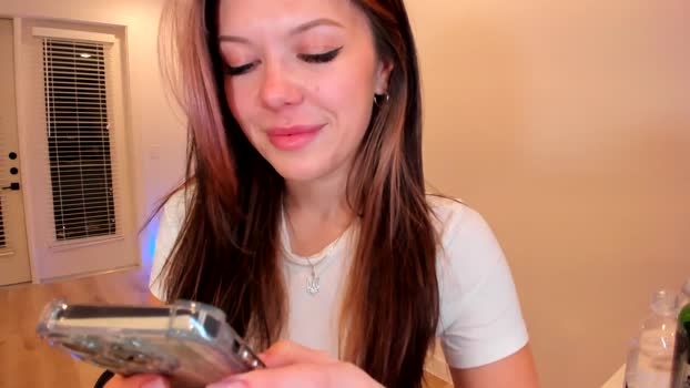 Just_Vi MyFreeCams Female 01-02-2025