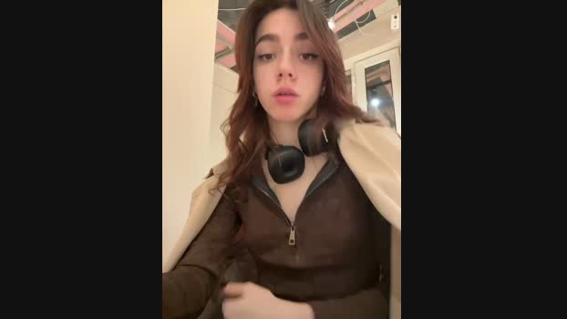 Lily__Belle StripChat Female 01-02-2025