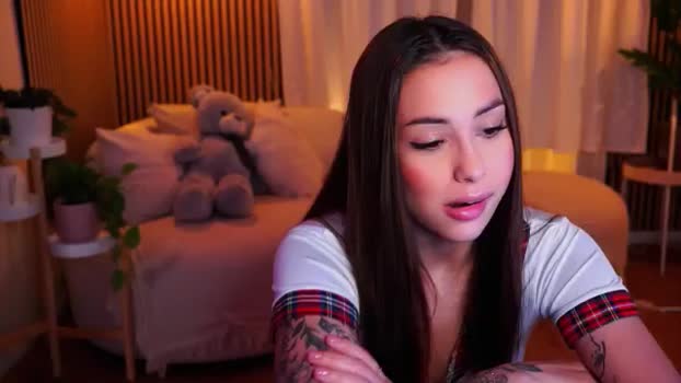 Naomii18 MyFreeCams Female 01-02-2025