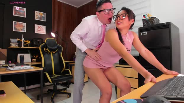 Office_Naughty_Girl StripChat Female 01-02-2025