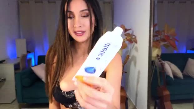 PaulaFer MyFreeCams Female 01-02-2025