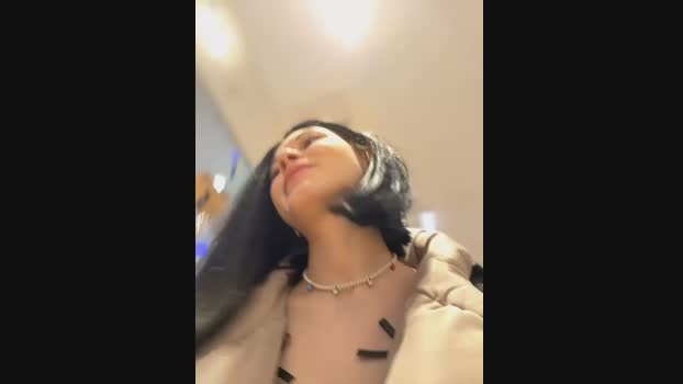 Times__Square StripChat Female 01-02-2025