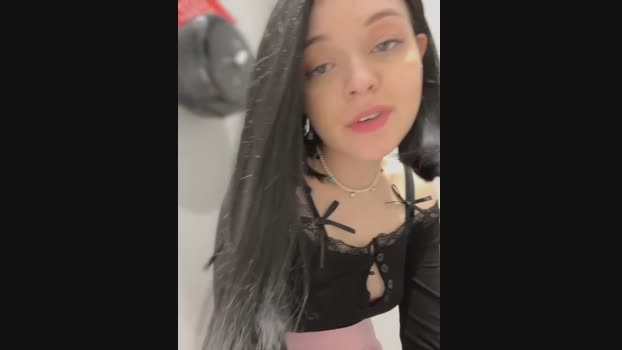 Times__Square StripChat Female 02-02-2025